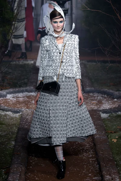 Look 37